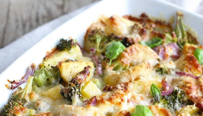 broccoli, potato, casserole, baked, to bake, serve, enjoy, yummy, vegetarian, vegetables, healthy, basil, green, broccoli, broccoli, broccoli, broccoli, broccoli, casserole, casserole, serve, vegetarian, vegetarian, vegetarian